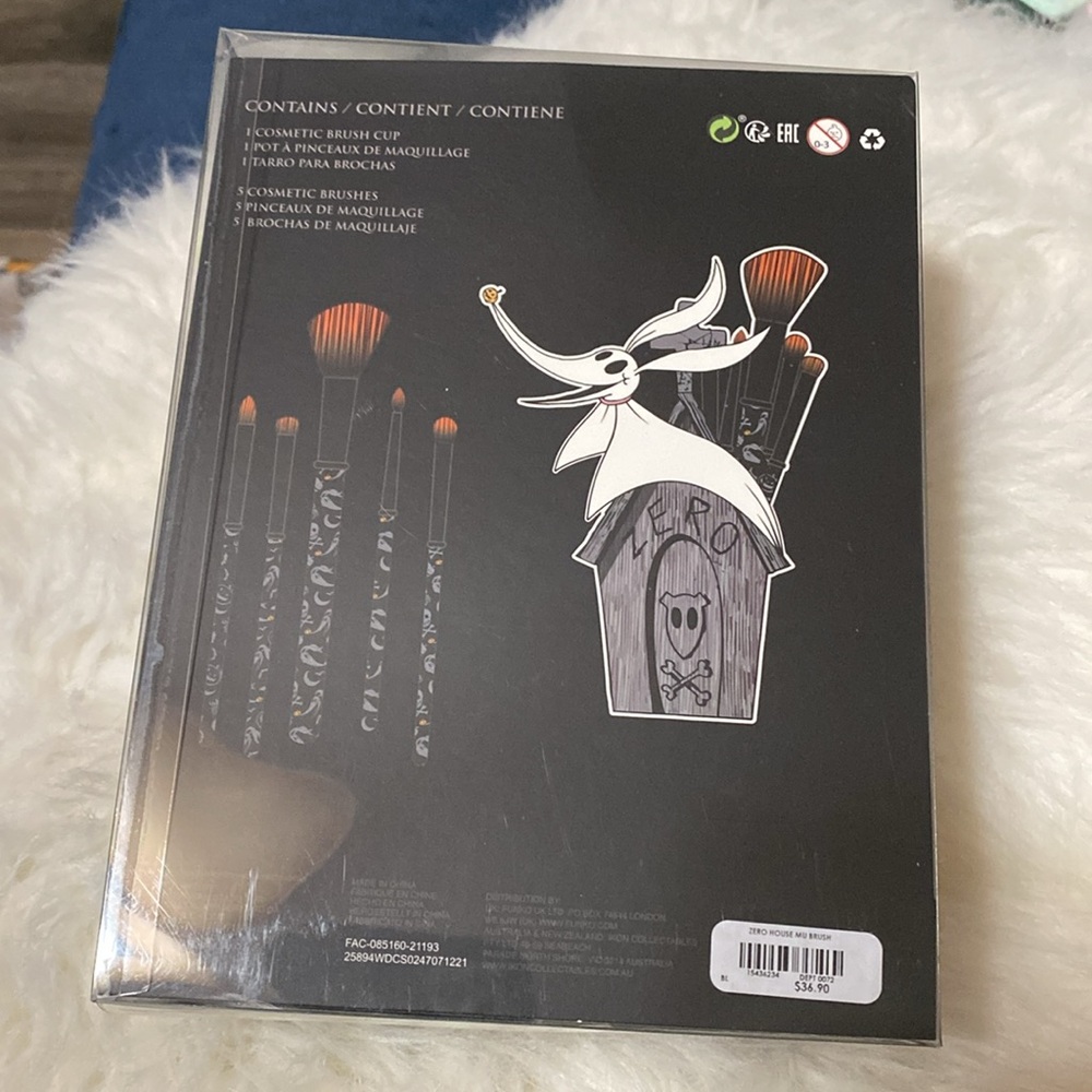 Disney Tim Burton’s the nightmare before Christmas zero makeup brush holder - Picture 2 of 2